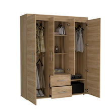 Closet Bariloche Bombay Eco, Fresno Europeo, con Variedad de Entrepaños y Cuatro Puertas Abatibles
