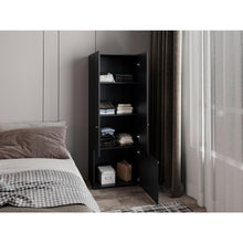 Closet Beico II, Wengue, con tres Puertas Abatibles y tres entrepaños