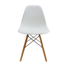 Kit por 6 sillas Eames Patas En Madera para comedor, sala, restaurante - Blancas