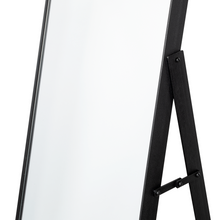 Espejo de Pie Letty, con marco metálico color negro