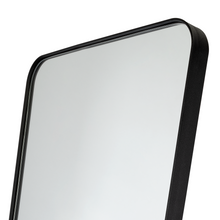 Espejo de Pie Letty, con marco metálico color negro