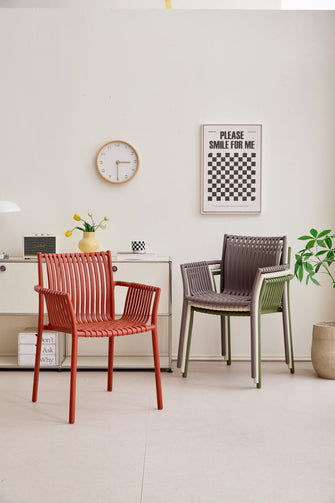 Silla Madrid con Brazos, Color Rojo, Con espaldar y diseño Moderno