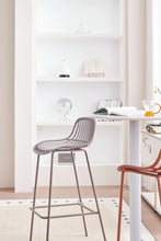 Butaco para Barra Tulum, Color Taupe, Diseño Moderno