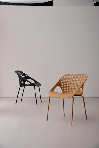 Silla Senit con Brazos, Color Naranja, Con espaldar y diseño Moderno