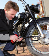 Lijadora 1/3 Pliego 150watts + Atornillador 1/4