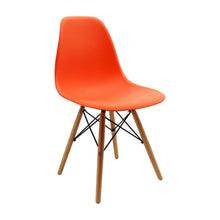 Silla Eames Patas En Madera para comerdor, sala, restaurante - Naranja