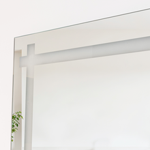 Espejo Rectangular Broni, Gris, con Diseño en Sandblasting