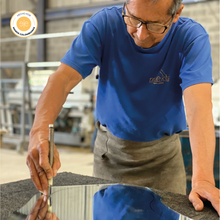 Espejo Rectangular Broni, Gris, con Diseño en Sandblasting