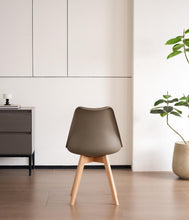 Set de 6 Sillas Fyn, Taupe, Diseño Minimalista con Espaldar, Cojín y Patas de Madera