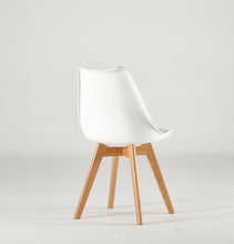 Set de 4 Sillas Fyn, Blanco, Diseño Minimalista con Espaldar, Cojín y Patas de Madera