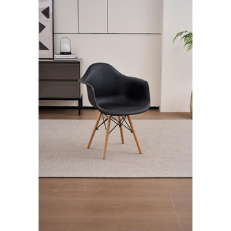 Silla Delia, Color Negro, Con espaldar y patas en Madera X6