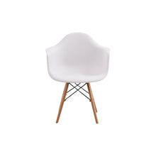 Silla Delia, Color Blanco, Con espaldar y patas en Madera X4