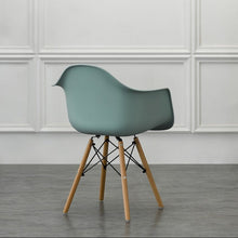 Silla Eymos , Color Azul Claro, con Espaldar y Patas en Madera