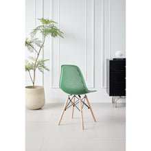 Set de 4 Sillas Aira, Color Verde Oliva, con Espaldar y Patas en Madera