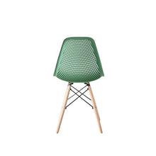 Set de 4 Sillas Aira, Color Verde Oliva, con Espaldar y Patas en Madera