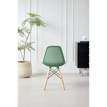 Set de 4 Sillas Aira, Color Verde Oliva, con Espaldar y Patas en Madera