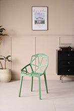 Set de 4 Sillas Roxy, Color Verde, con Espaldar y Diseño Moderno
