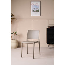 Set de 4 Sillas Toledo, Color Taupe, con Espaldar Liso y Cuadrado, Diseño Moderno