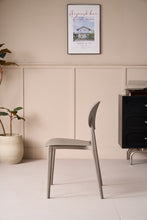 Set de 2 Sillas Milán, Color Taupe, con Espaldar y Diseño Moderno