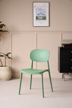 Set de 4 Sillas Milán, Color Verde, con Espaldar y Diseño Moderno