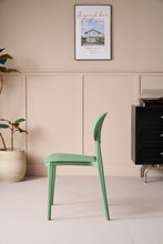 Set de 4 Sillas Milán, Color Verde, con Espaldar y Diseño Moderno