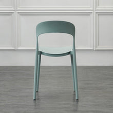 Silla Patrick, Color Azul Claro, con Espaldar y Diseño Moderno