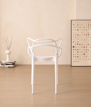 Combo Nest, Incluye Mesa Redonda y 4 Sillas en Color Blanco