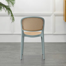 Silla Nest, Color Azul Claro y Beige, con Espaldar y Asiento en Rejilla