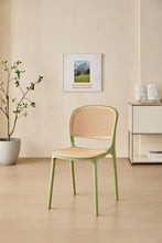 Set de 6 Sillas Nest, Color Verde Olivo y Beige, con Espaldar y Asiento en Rejilla