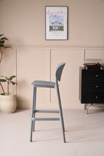 Silla para Bar Río, Color Gris Oscuro, Diseño Moderno X4