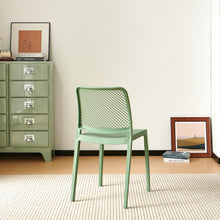 Set de 4 Sillas Manhattan, Verde, con Espaldar en Rejilla y Diseño Minimalista