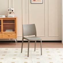 Set de 4 Sillas Soho, Taupe, con Espaldar Cerrado y Diseño Minimalista