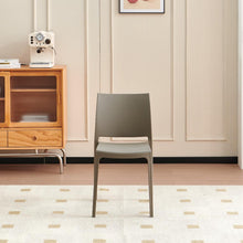 Set de 4 Sillas Soho, Taupe, con Espaldar Cerrado y Diseño Minimalista