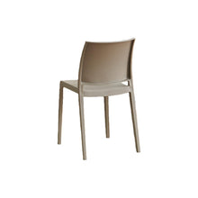 Set de 4 Sillas Soho, Taupe, con Espaldar Cerrado y Diseño Minimalista