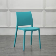 Set de 4 Sillas Soho, Azul Marino, con Espaldar Cerrado y Diseño Minimalista