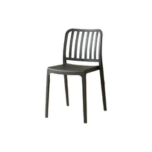 Set de 4 Sillas Brooklyn, Negro, con Espaldar en Rayas y Diseño Minimalista