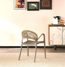 Set de 6 Sillas Daytona, Taupe y Café Claro, con Espaldar, Reposa Brazos y Diseño Minimalista