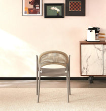 Set de 4 Sillas Daytona, Taupe y Café Claro, con Espaldar, Reposa Brazos y Diseño Minimalista