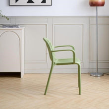 Set de 2 Sillas Marruecos con Brazos, Verde Olivo, con Espaldar en Rayas y Diseño Minimalista
