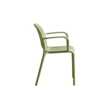 Set de 4 Sillas Marruecos con Brazos, Verde Olivo, con Espaldar en Rayas y Diseño Minimalista