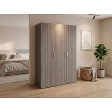 Closet Roko, Avellana y Blanco, Con Tres Puertas Abatibles Con Cerradura y Variedad De Entrepaños