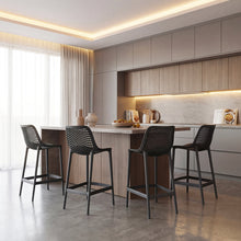 Silla para Bar Miame, Color Negro, con reposa pies en diseño Moderno X4
