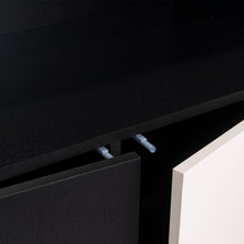 Bar Cuera, Capri y Wengue,  con espacio para almacenar botellas