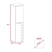 Bar Alto Yeko, Café Claro, con gran capacidad para ubicar botellas y copas