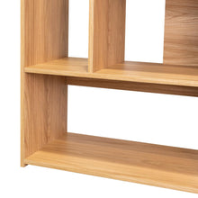 Biblioteca Louis, Fresno Europeo, con espacio para colocar libros y objetos decorativos