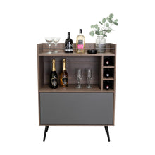 Bar Toronto, Milan y Plata Oscuro, con espacio para almacenar botella de vinos y copas