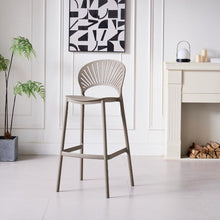 Silla para Bar Paraíso, Color Taupe, Diseño Moderno