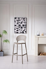 Silla para Bar Paraiso, Color Taupe, Diseño moderno X4