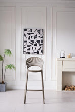 Silla para Bar Paraiso, Color Taupe, Diseño Moderno X4