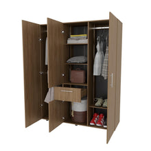 Closet Belen, Fresno Europeo y Wengue, con amplios espacios para guardar ropa ZF